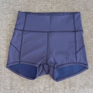 Lululemon In Movement 2.5” shorts